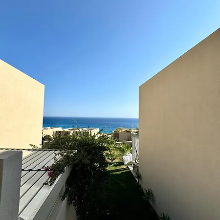 Bella Vista Coast Palase 4* Himara